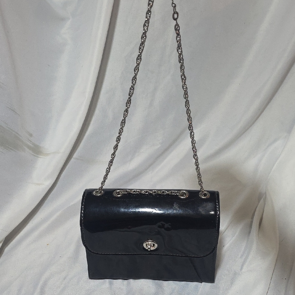 Elegant Black Chain Shoulder Bag